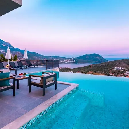Villa Sleeps 8 With Pool Air Con And Wifi Kalkan